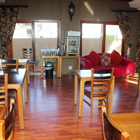 Echo Garden Guesthouse Rustenburg Exterior photo