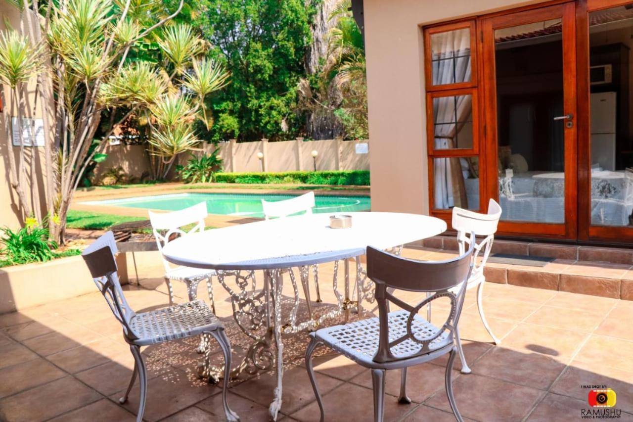 Echo Garden Guesthouse Rustenburg Exterior photo