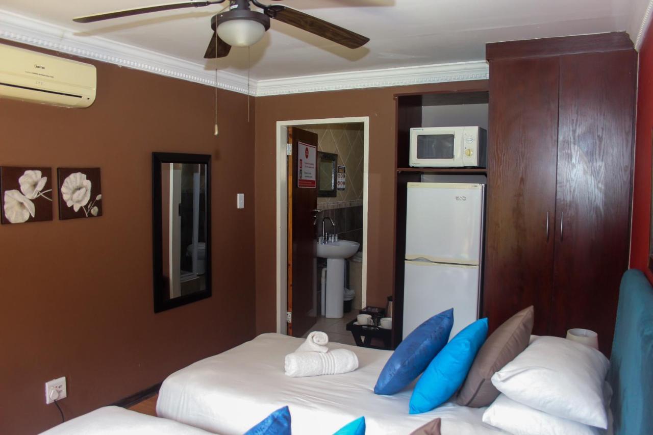 Echo Garden Guesthouse Rustenburg Exterior photo