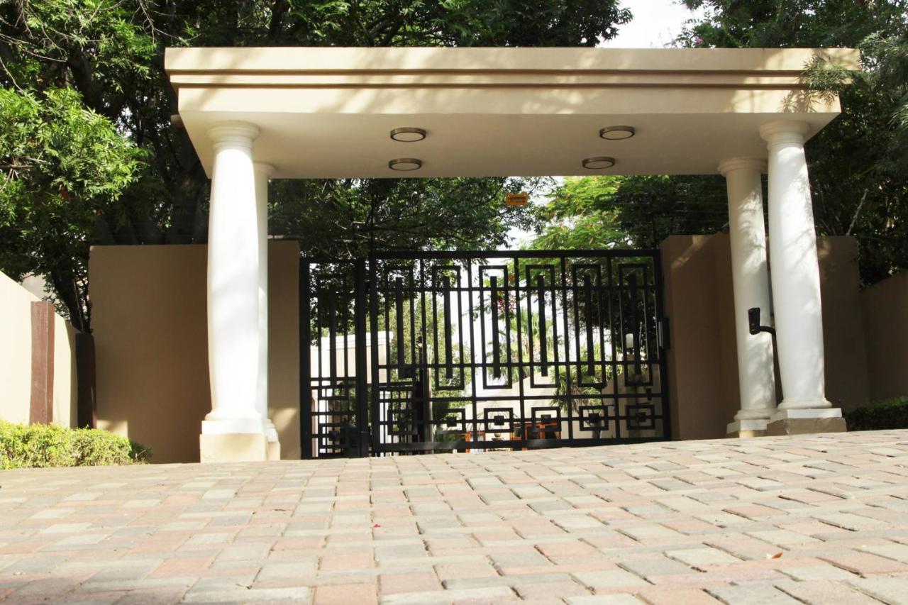 Echo Garden Guesthouse Rustenburg Exterior photo